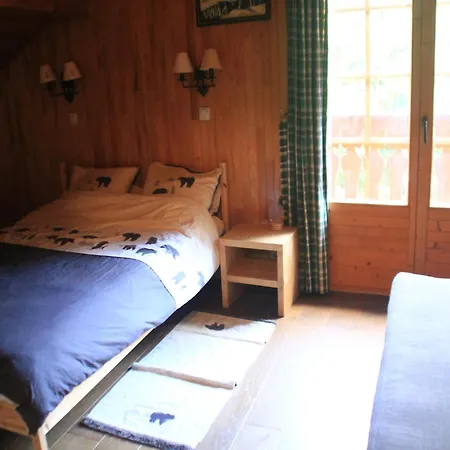 With Parking In Apartmán Châtel